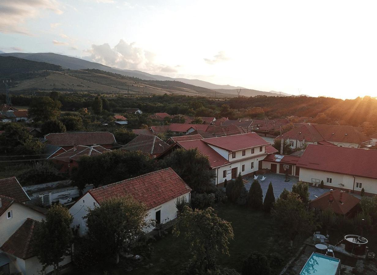 Pensiunea Marmis Riu Barbat Εξωτερικό φωτογραφία